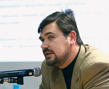 Александр Цыганов (кафедра управления страховым делом, Госуниверситет управления) представил самые свежие исследования по наиболее перспективным сферам взаимодействия банкиров и страховщиков