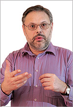 Михаил Хазин