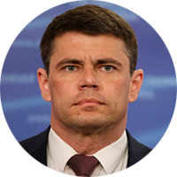Отставки и назначения
