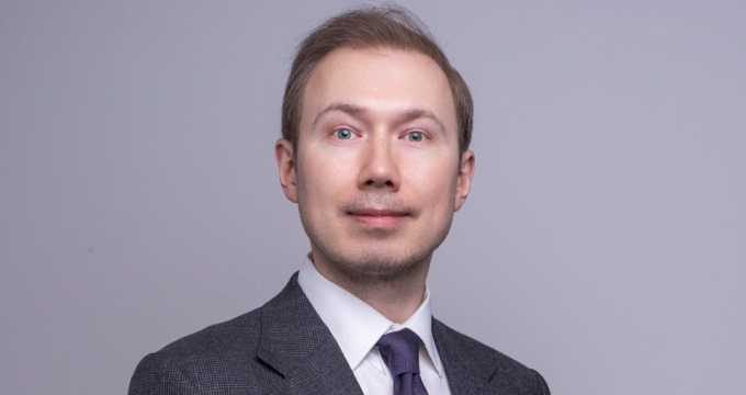 Конкуренция двух моделей